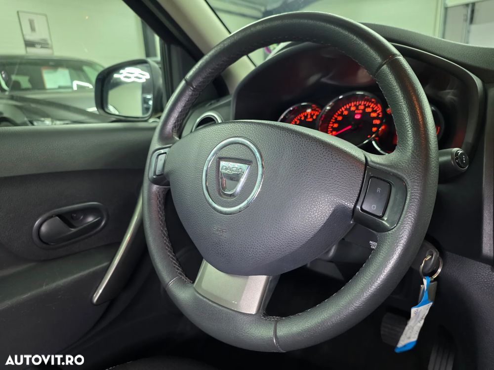 Dacia Logan 0.9 TCe Ambiance - 14