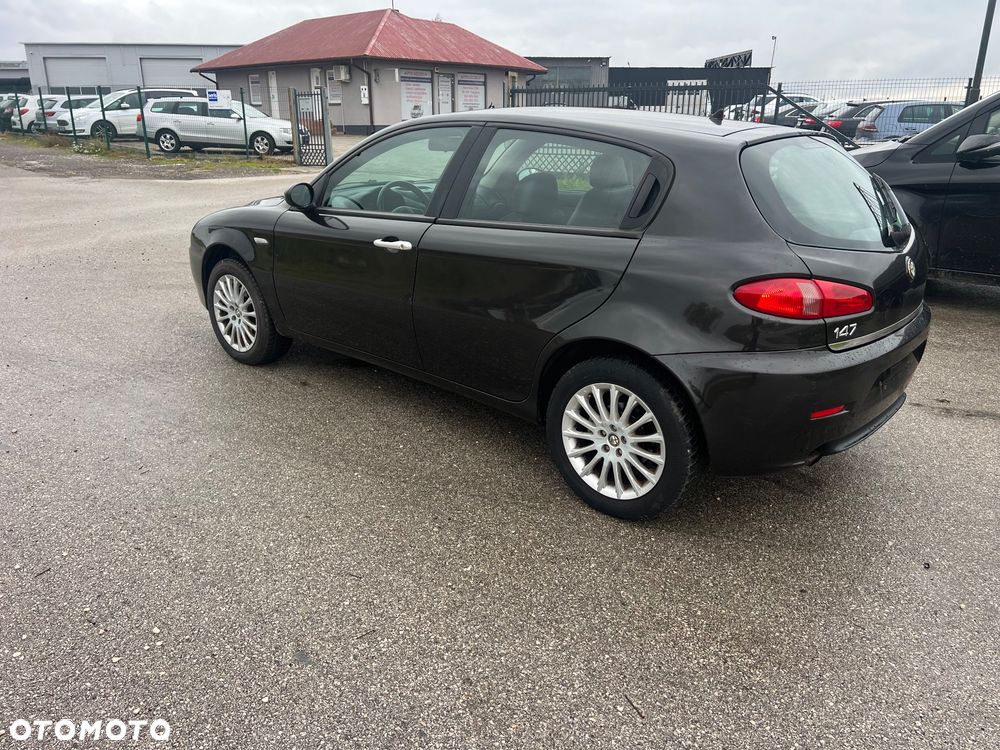 Alfa Romeo 147 1.9 JTD Impression - 4
