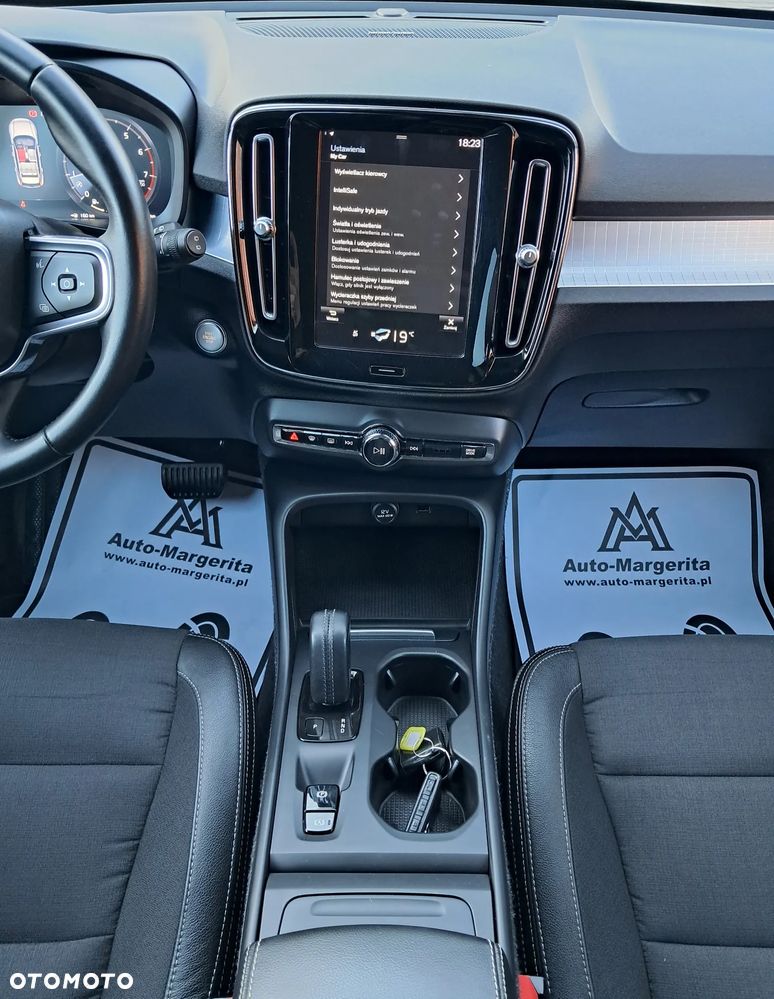Volvo XC 40 T4 Momentum - 16