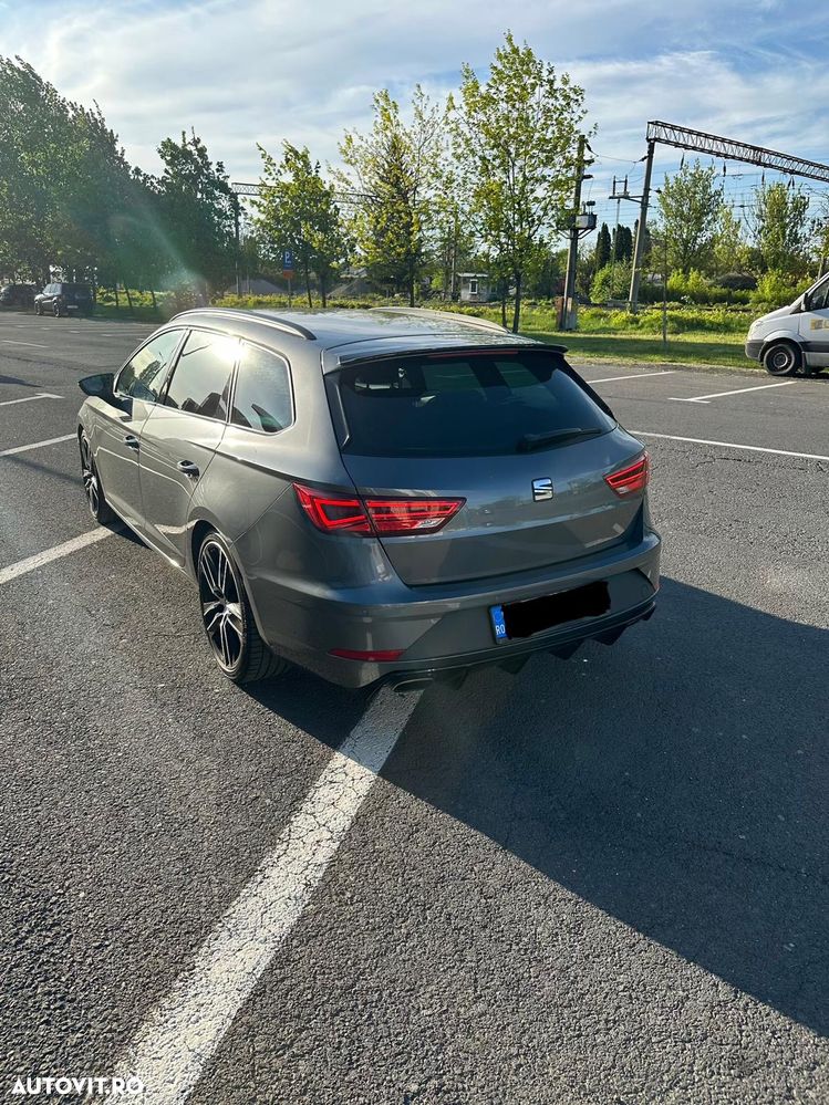 Seat Leon 2.0 TSI Start&Stop 4Drive DSG Cupra 300 - 4
