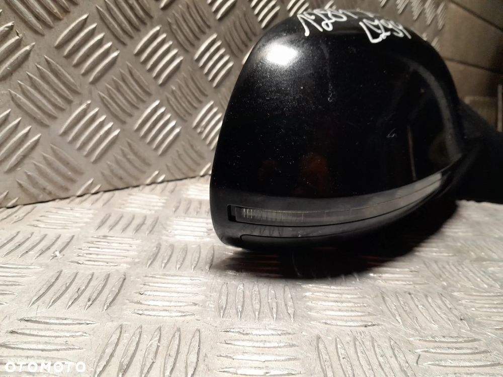 AUDI A4 B8 LUSTERKO PRAWE PRZEDNIE PRAWY PRZÓD KOLOR: LZ9Y UK - 6