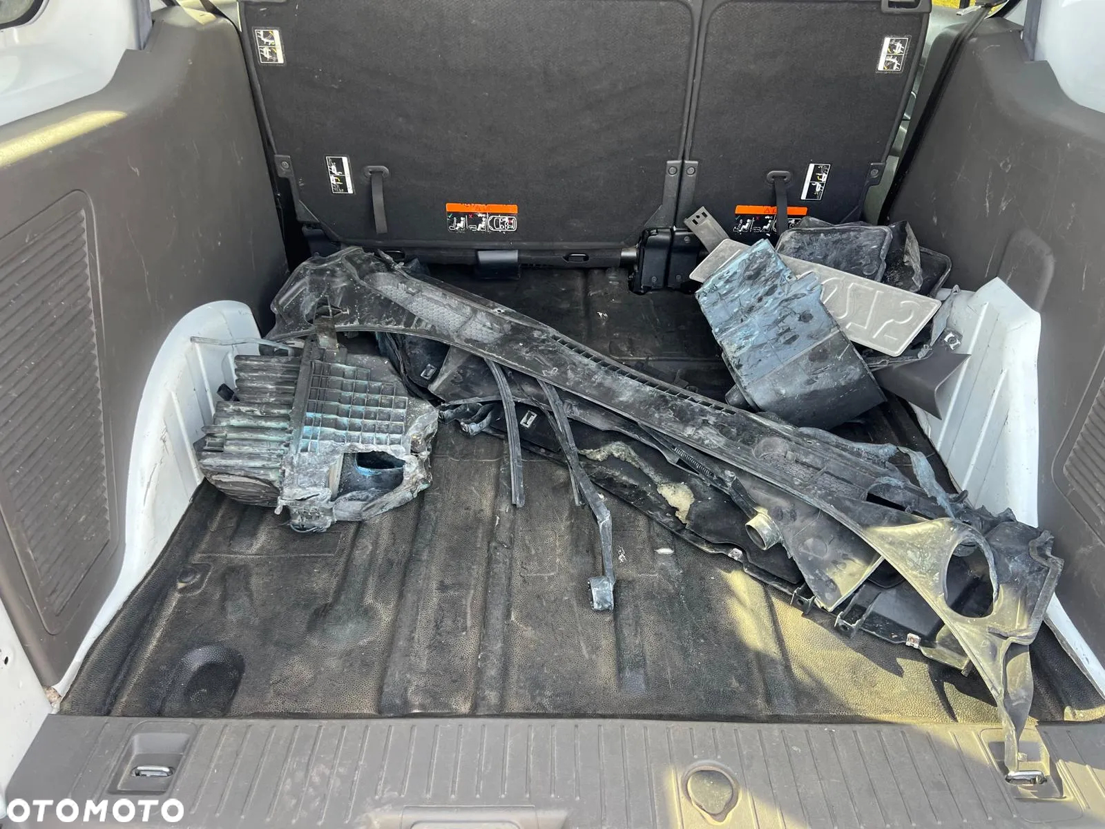 Ford Transit Connect - 15