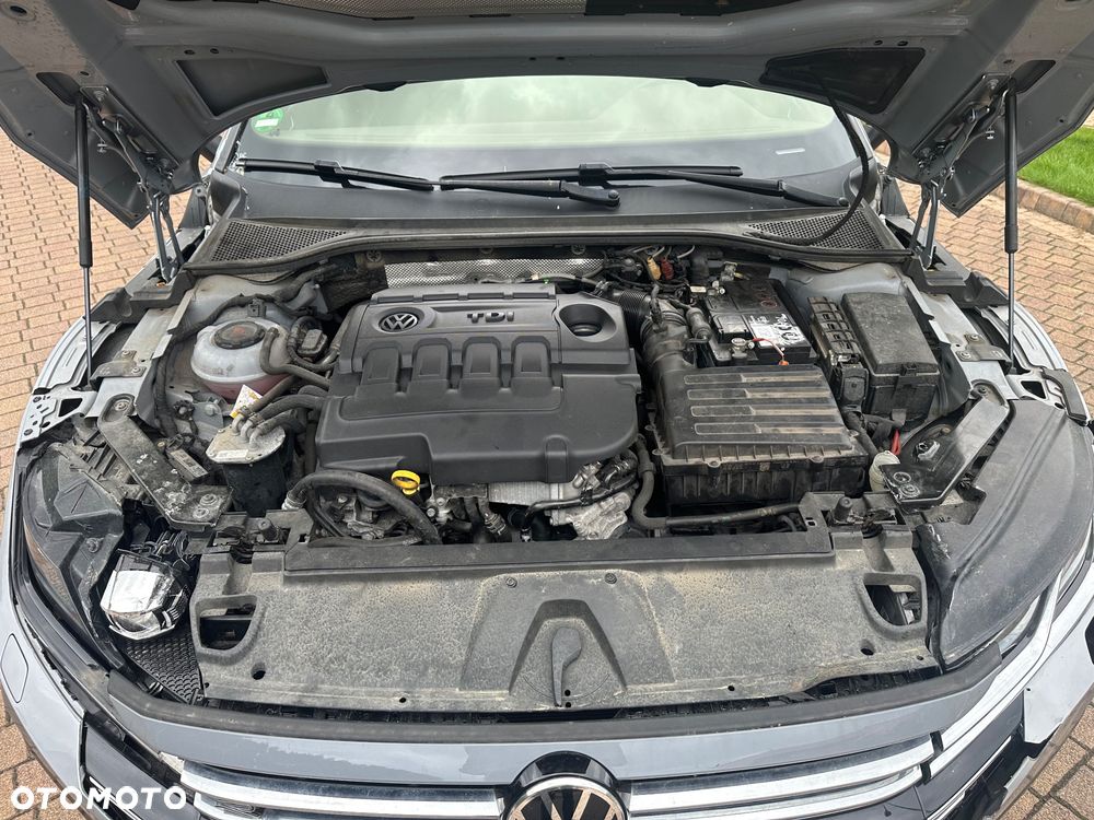 Volkswagen Arteon 2.0 TDI SCR DSG R-Line Edition - 8
