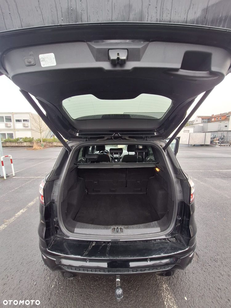 Ford Kuga 2.0 TDCi 4x4 ST-Line - 11
