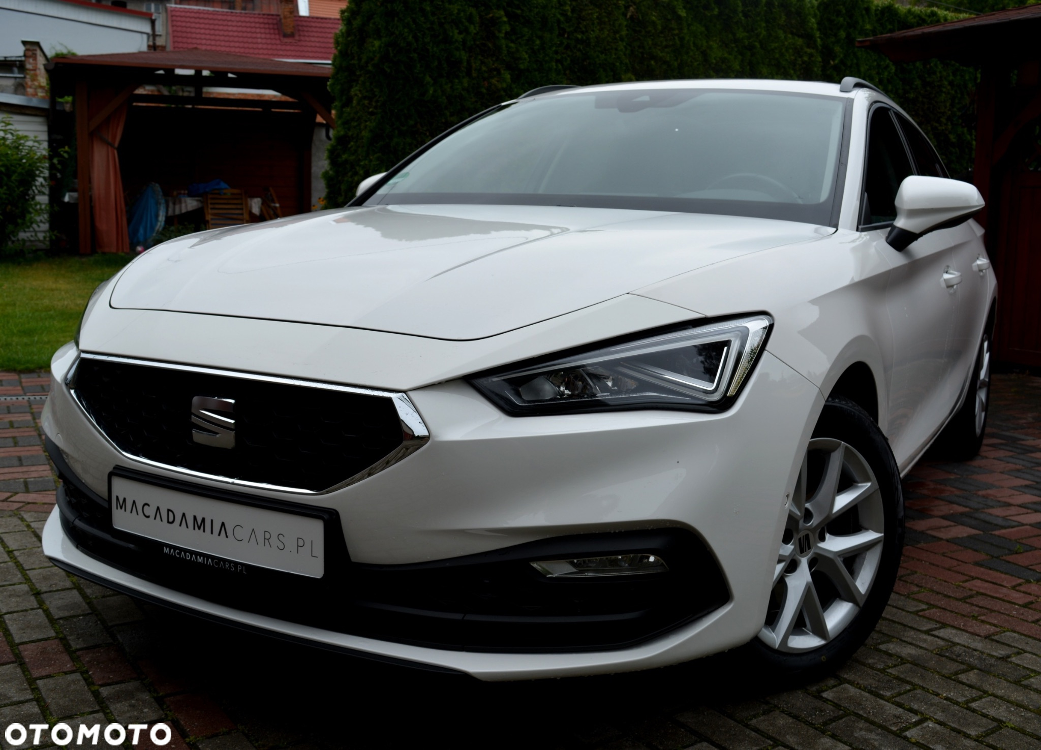 Seat Leon Sportstourer 2.0 TDI DSG Style - 3