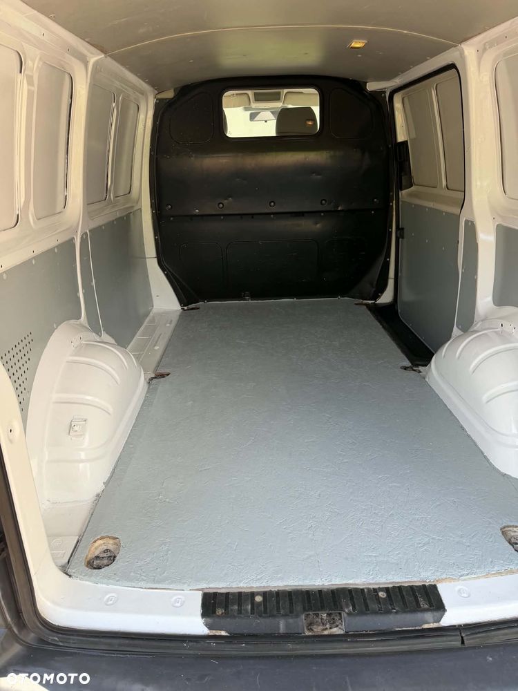 Volkswagen Transporter Standard - 13
