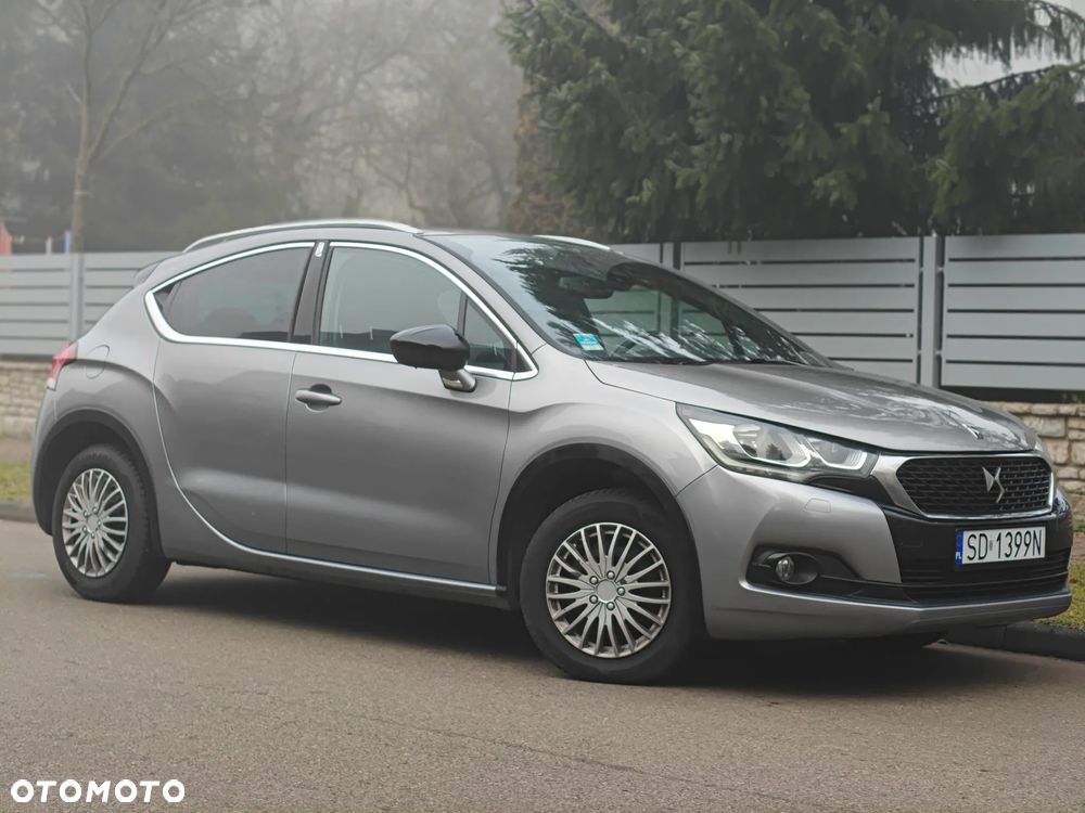 DS Automobiles DS 4 Crossback - 12