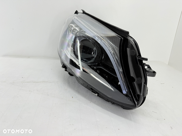Lampa przednia Mercedes C klasa A205 W205 LIFT MULTIBEAM