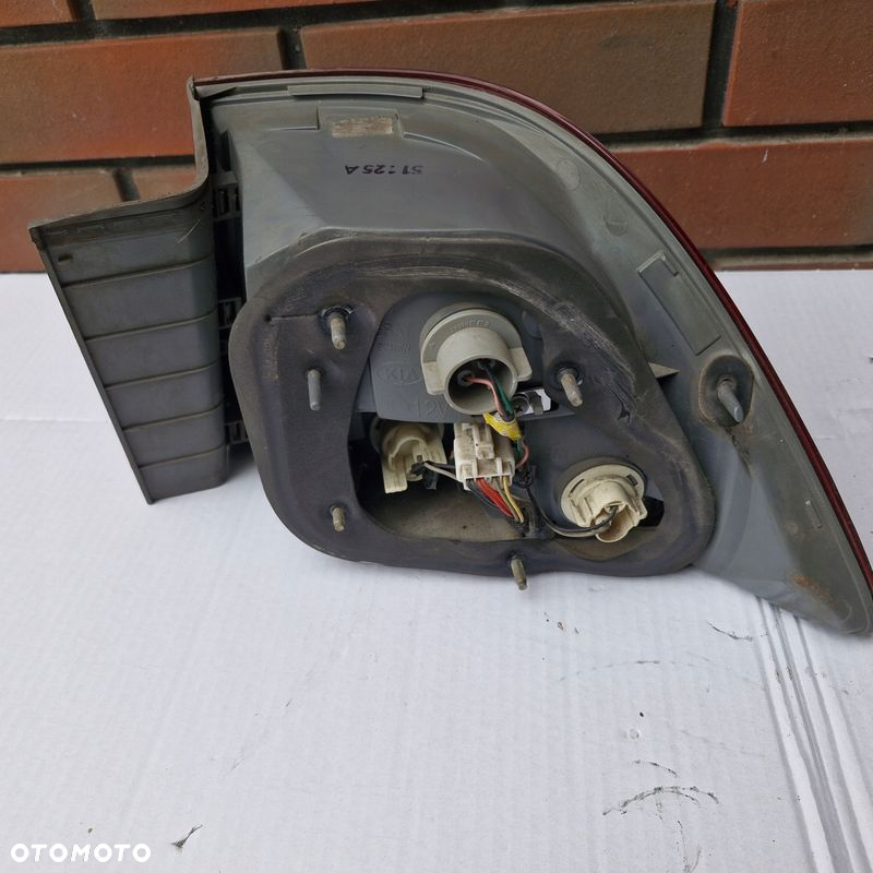 KIA OPTIMA II MAGNETIS LAMPA TYŁ TYLNA LEWA - 10