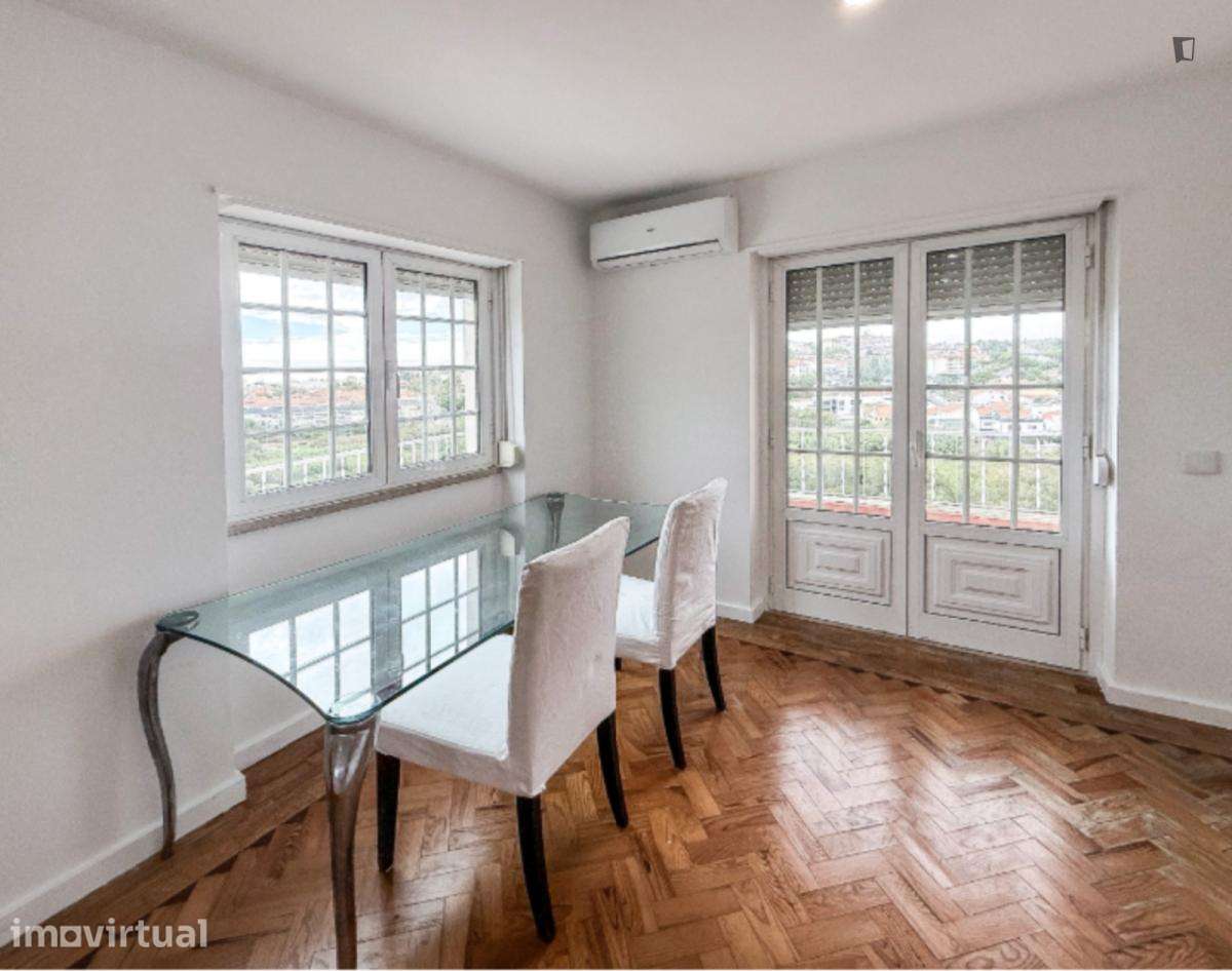 Quarto - localizado em Carcavelos Lisbon - Grande imagem: 5/10