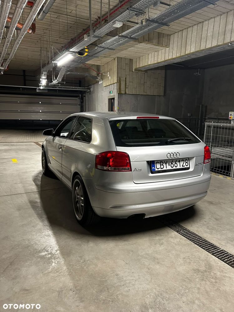 Audi A3 3-drzwiowe 2.0 TDI DPF Ambiente - 5