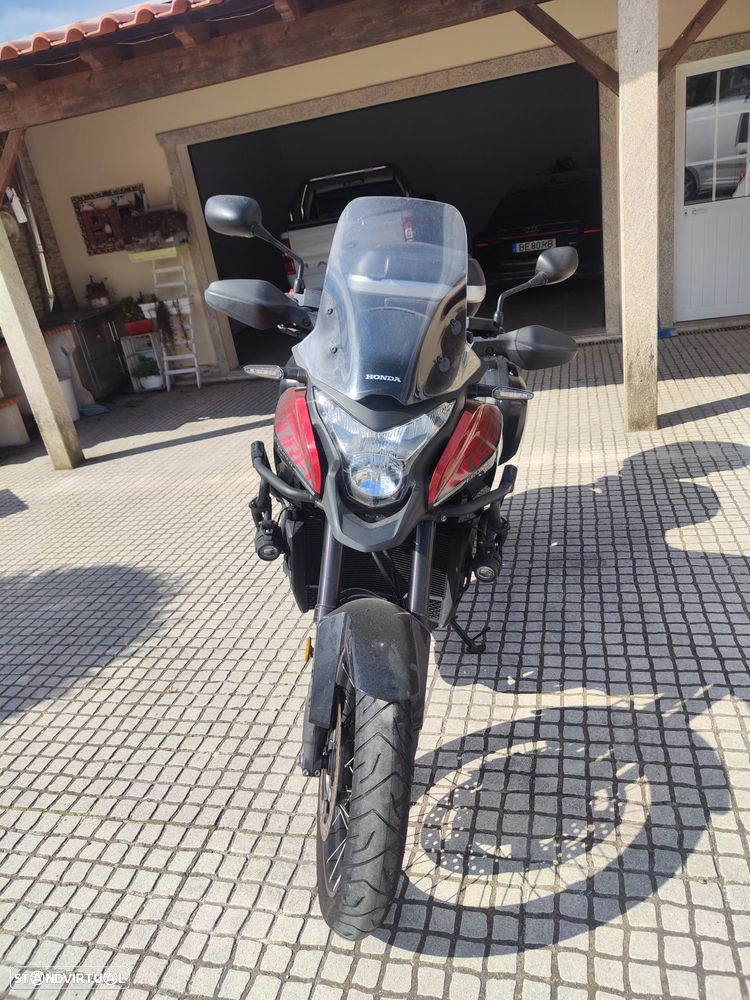 Honda VFR Crosstour - 1