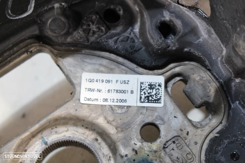 Volante Volkswagen Golf V (1K1)  Volante Vw Golf 5 / Passat B6 / Eos - 9