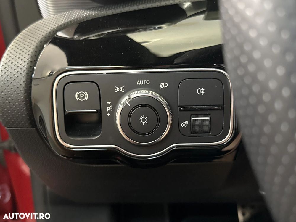 Mercedes-Benz CLA 250 - 16