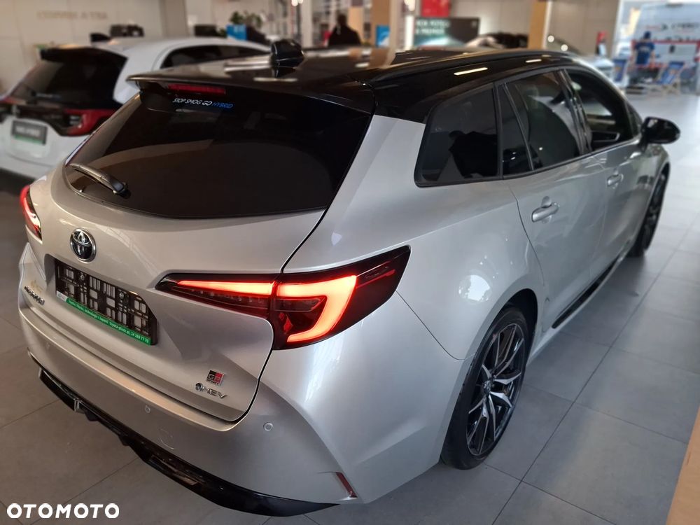 Toyota Corolla 1.8 Hybrid GR Sport - 6