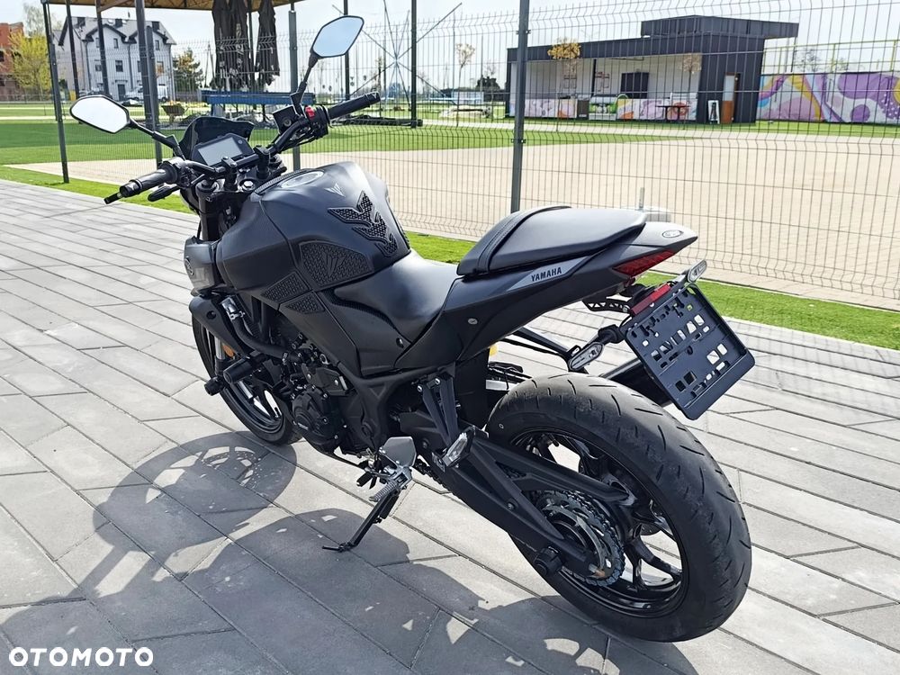 Yamaha MT - 7
