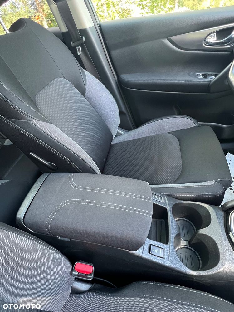 Nissan Qashqai 1.2 DIG-T N-Connecta - 11