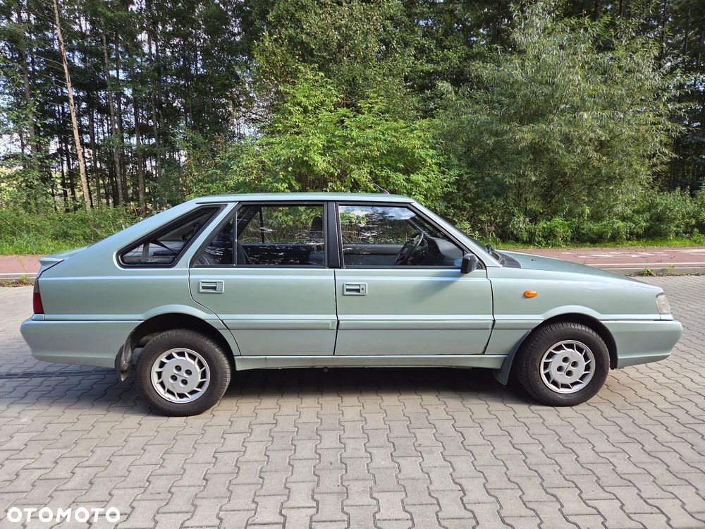 Polonez Caro - 8