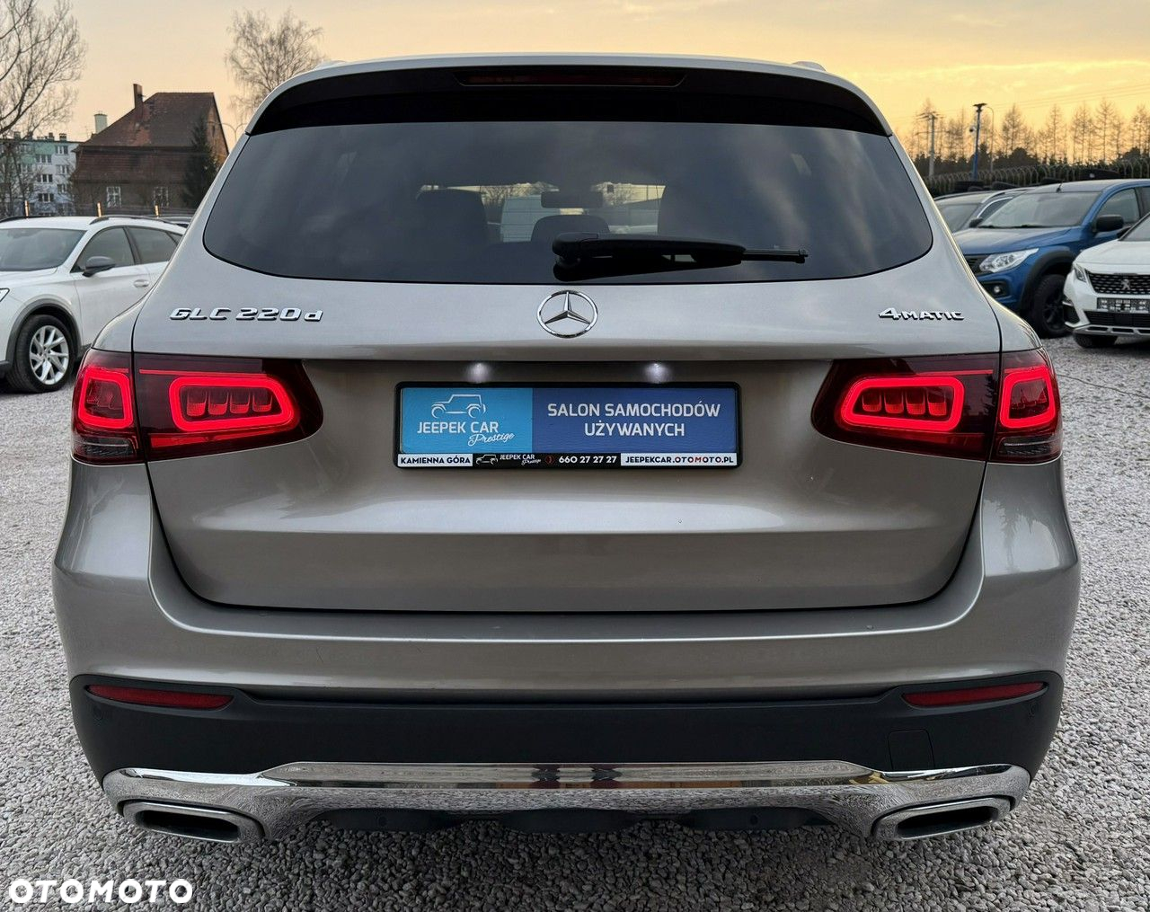 Mercedes-Benz GLC 220 d 4Matic 9G-TRONIC Exclusive - 4