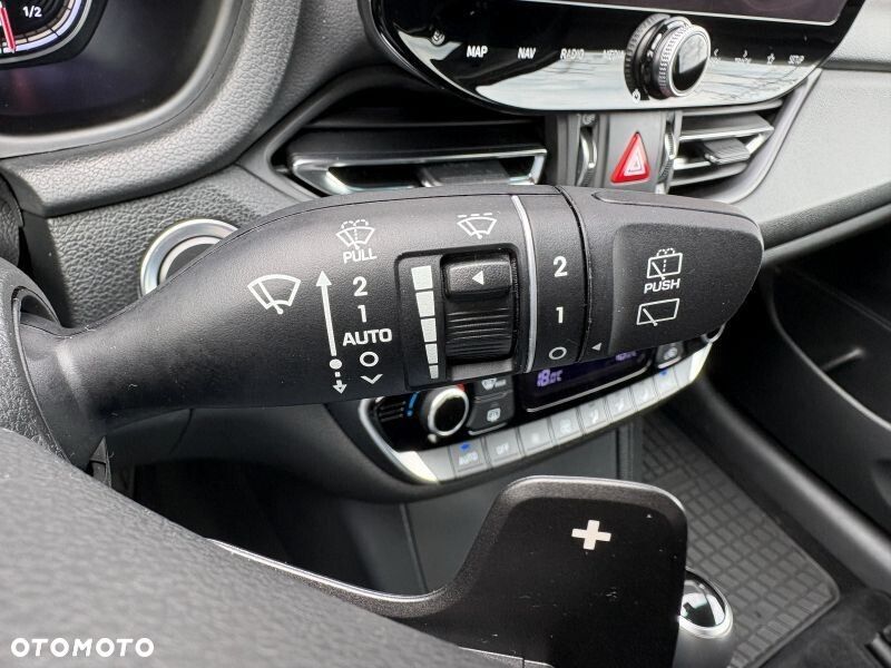 Hyundai i30 1.5 T-GDI 48V Executive DCT - 32