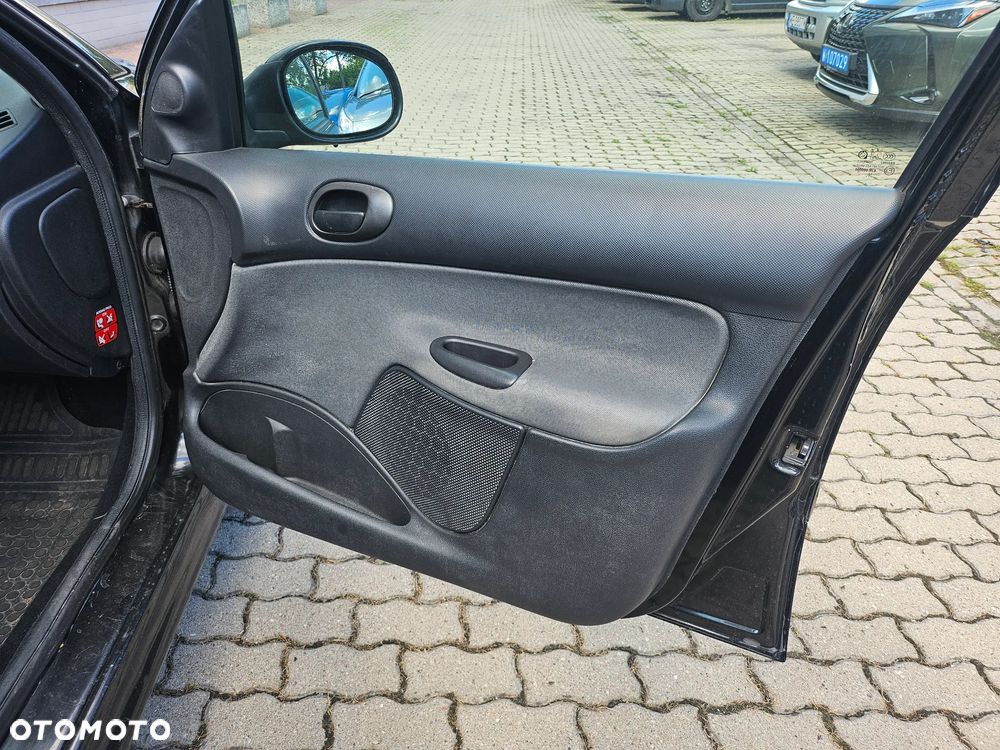 Peugeot 206 plus 1.4 Presence - 9