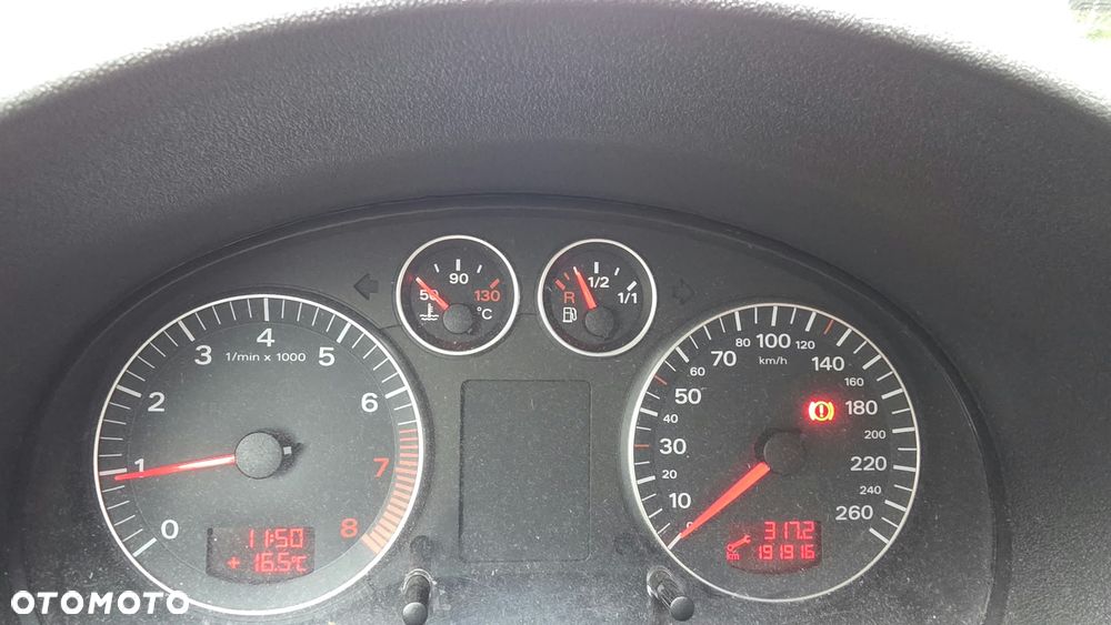 Audi A3 3-drzwiowe 1.6 S Line Sportpaket plus - 14