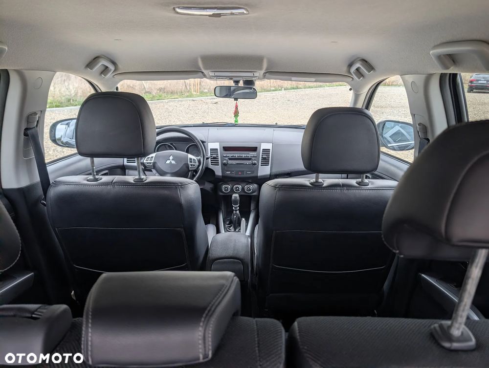 Mitsubishi Outlander 2.2 DID Instyle EU5 - 8