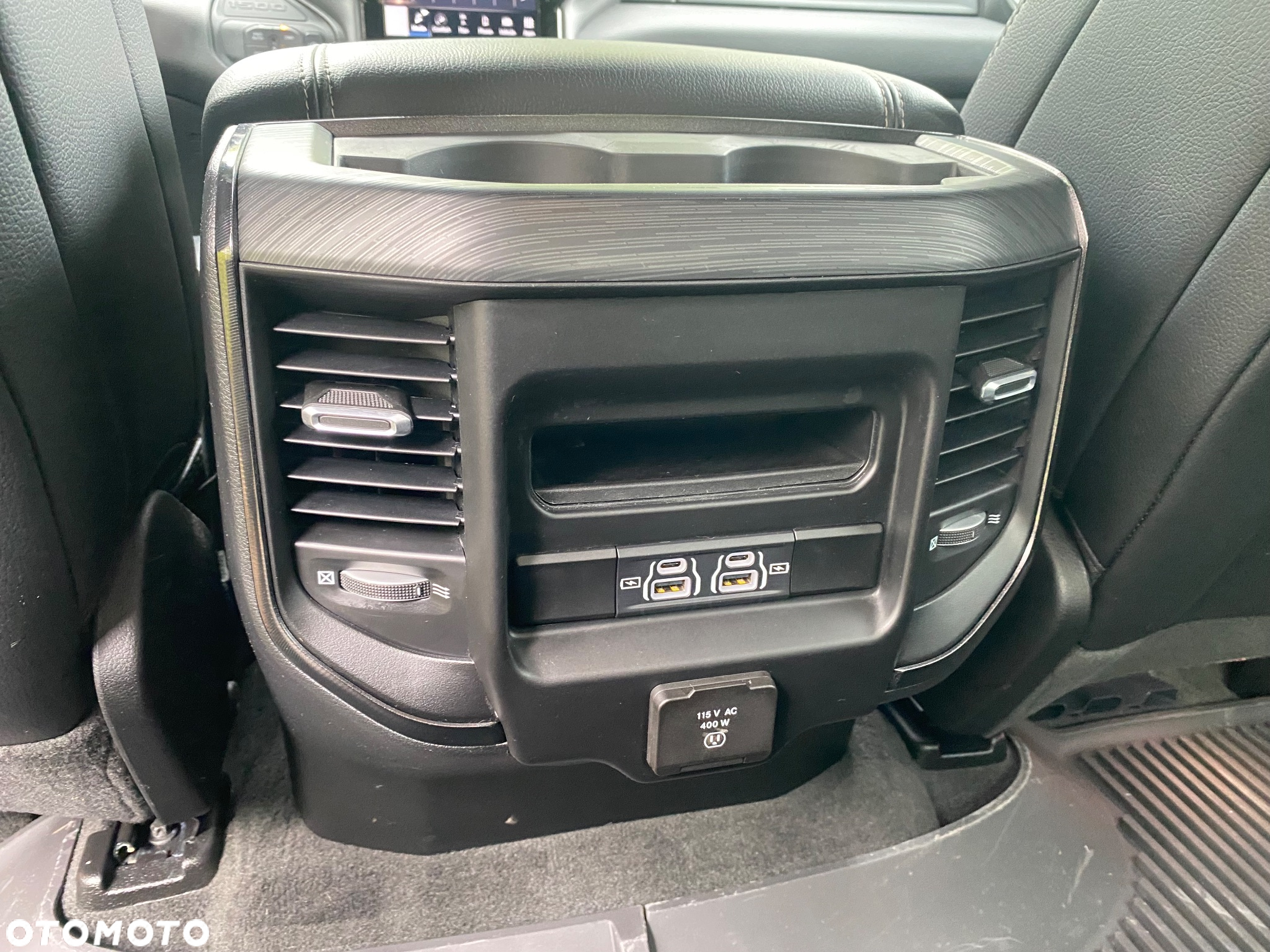 Dodge RAM 1500 5.7 4x4 - 20