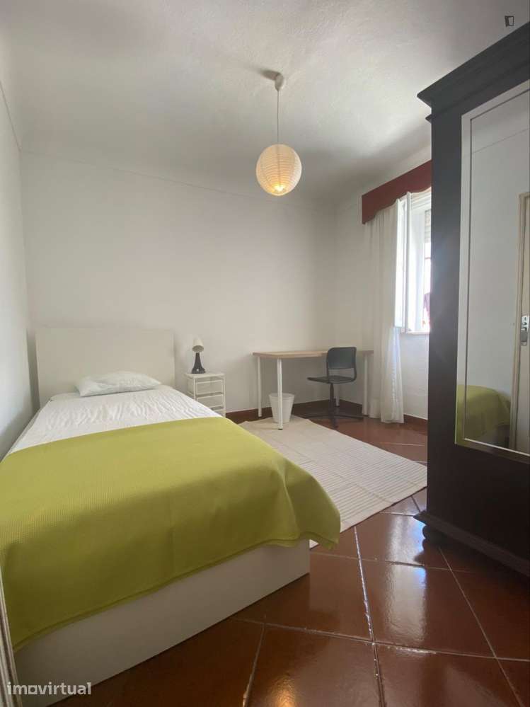 Quarto - localizado em Evora - Grande imagem: 4/12