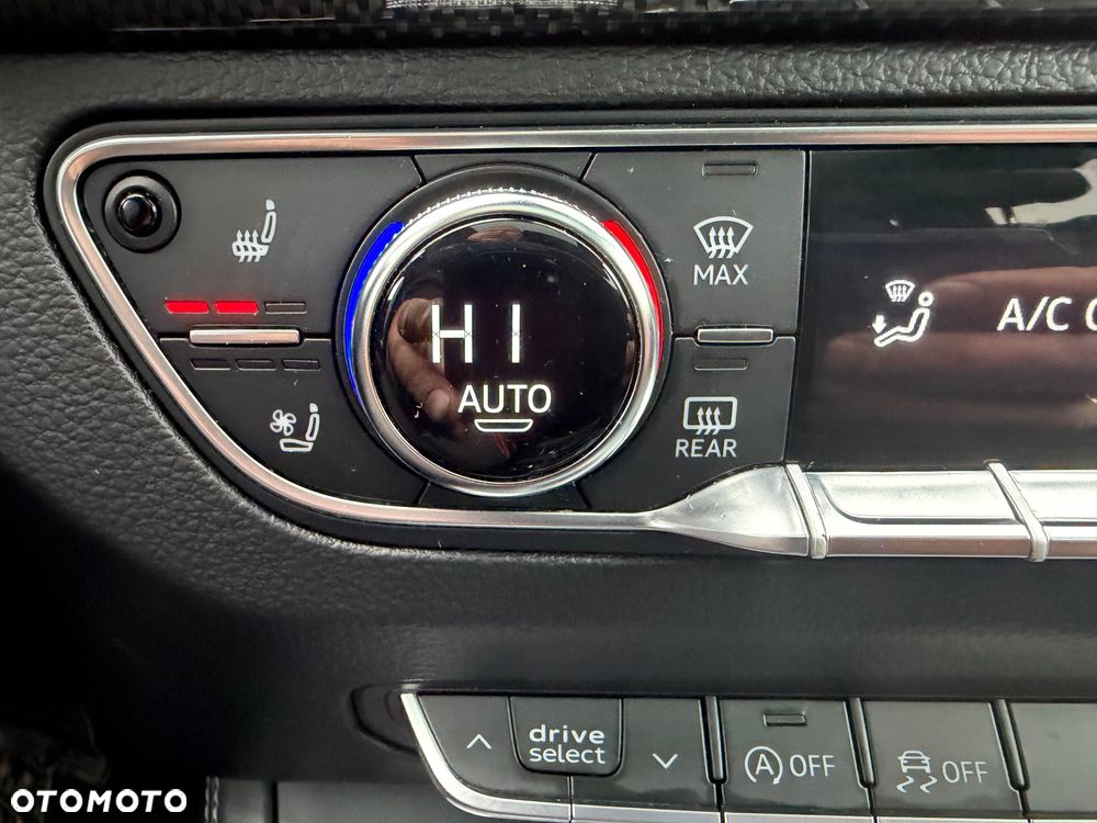 Audi SQ5 - 40