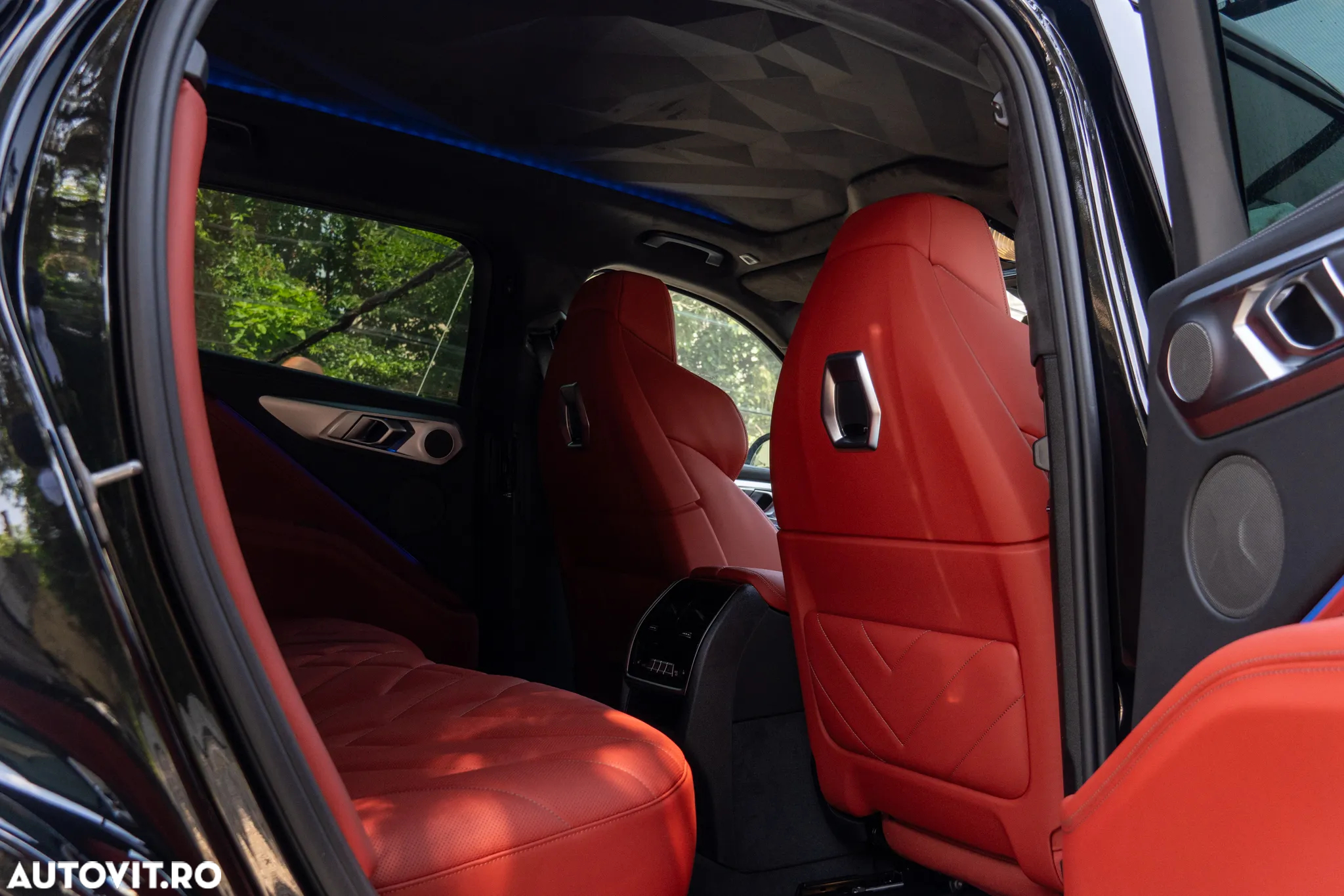 BMW XM 50e - 18