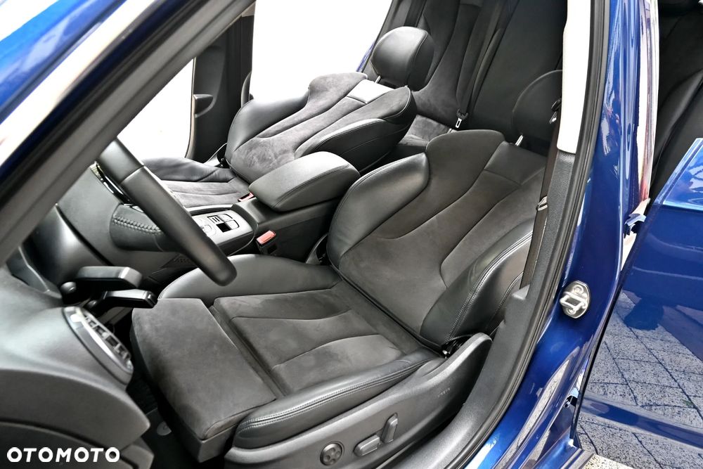 Audi A3 Sportback 1.8 TFSI quattro S tronic S line Sportpaket - 29