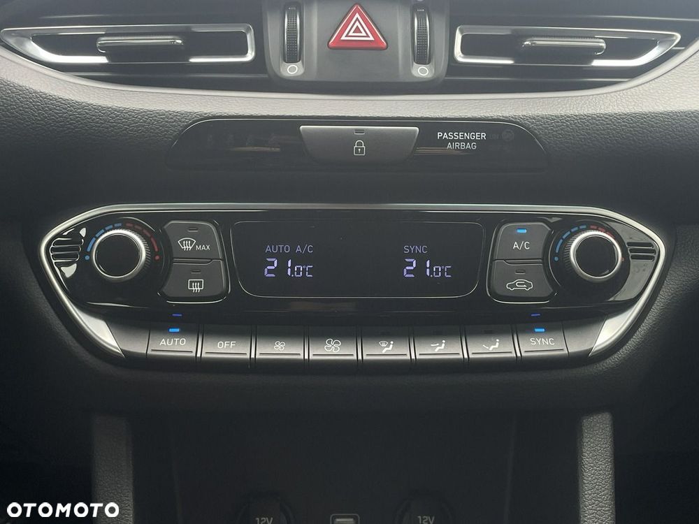 Hyundai i30 - 19