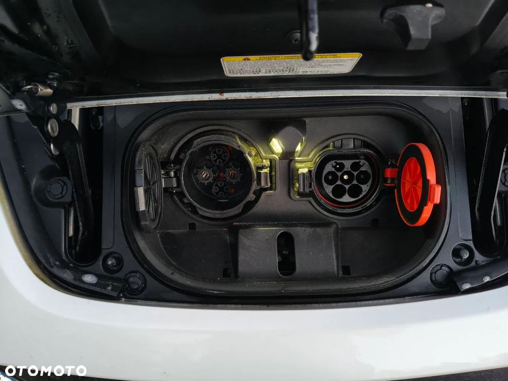 Nissan Leaf 40kWh N-Connecta - 19