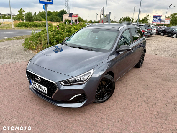 Hyundai i30 1.4 T-GDI Premiere Luxury DCT