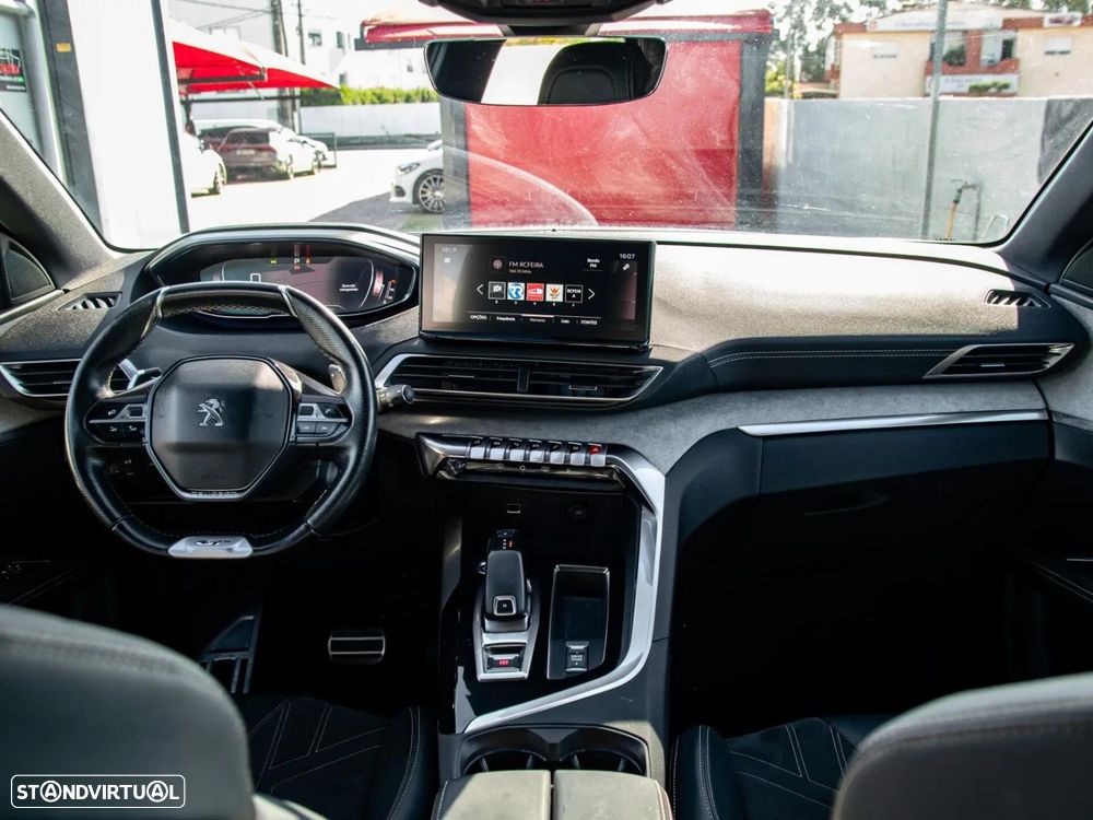 Peugeot 3008 1.5 BlueHDi GT EAT8 - 23
