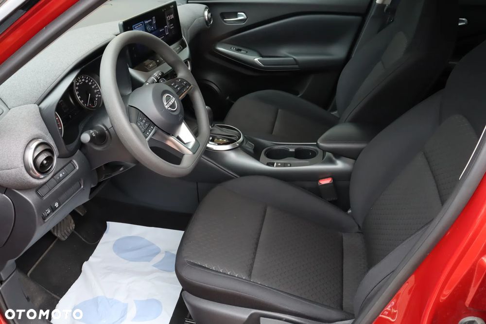 Nissan Juke 1.0 DIG-T Acenta DCT - 10