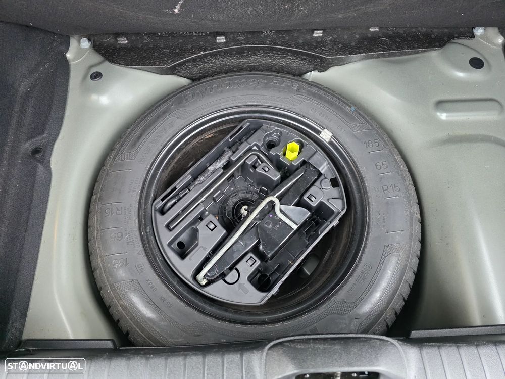 Peugeot 208 1.2 PureTech Style - 25