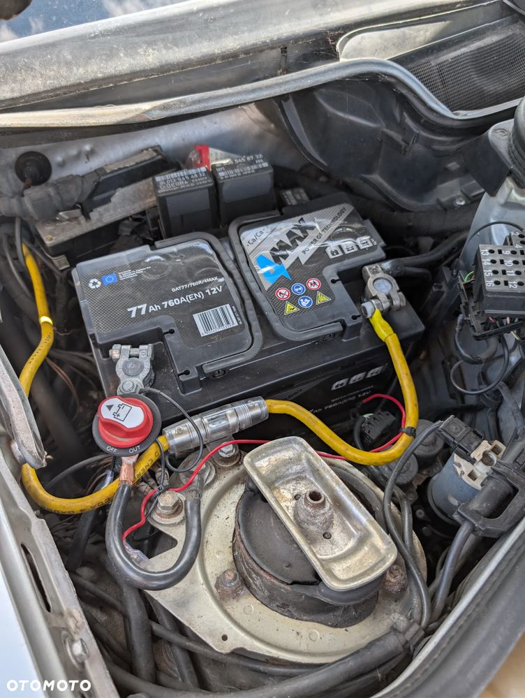 Mercedes-Benz Klasa E 250 D - 24