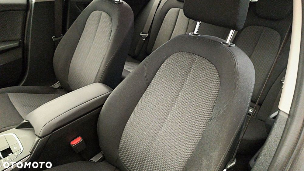 BMW Seria 1 118i Advantage - 11