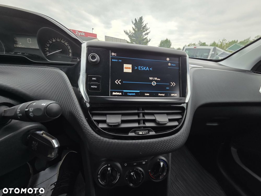 Peugeot 208 1.2 PureTech GPF Active S&S - 6