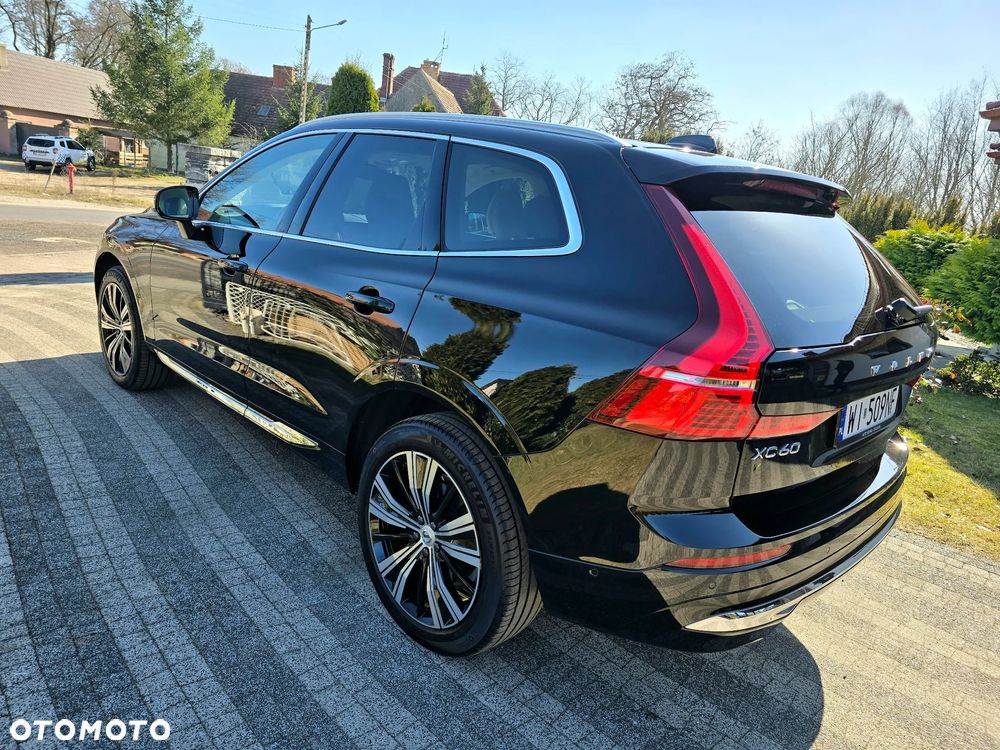 Volvo XC 60 B4 D AWD Plus Bright - 31