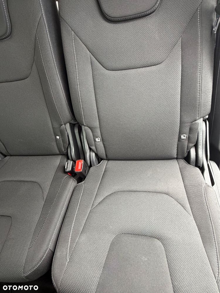 Ford S-Max 2.0 TDCi Titanium - 25