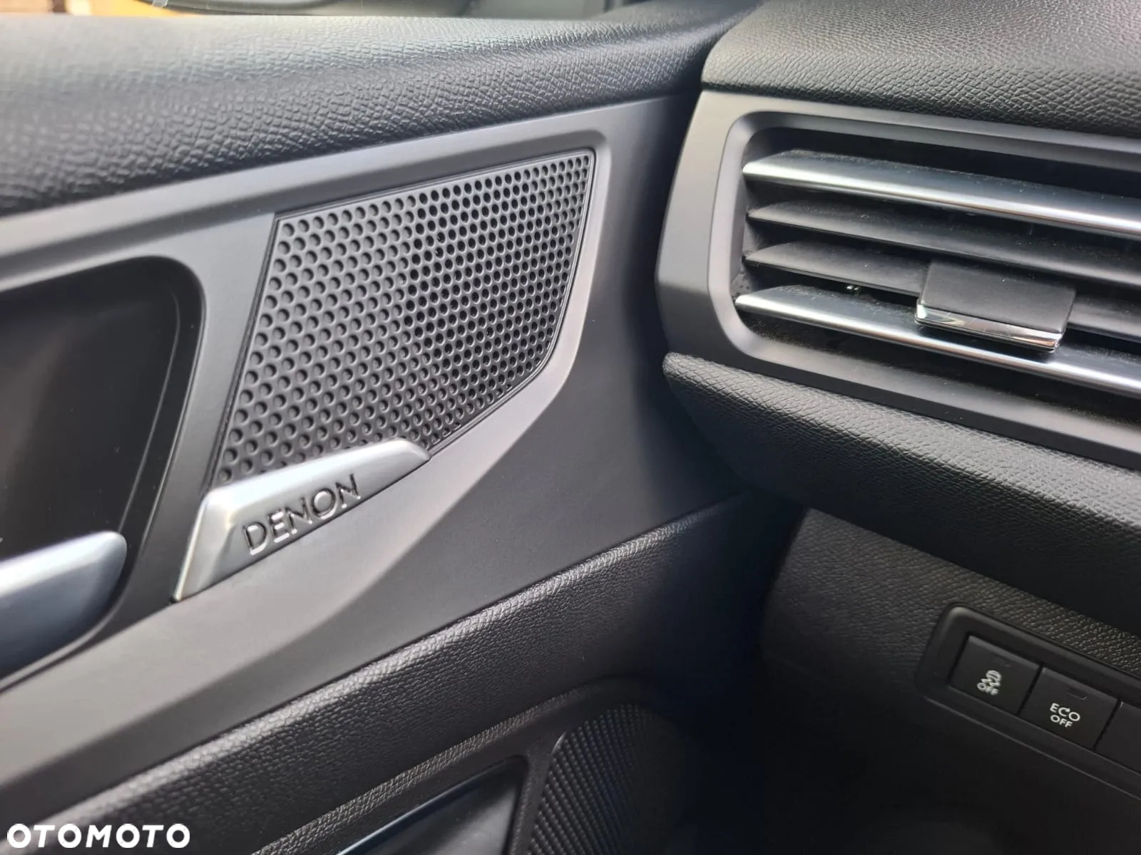 Peugeot 308 - 16