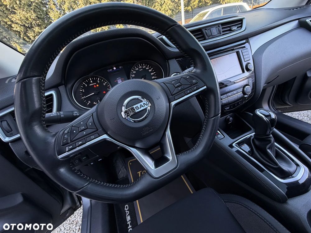 Nissan Qashqai 1.3 DIG-T DCT N-CONNECTA - 28
