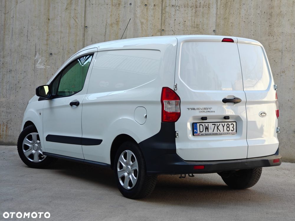 Ford Transit Courier - 3
