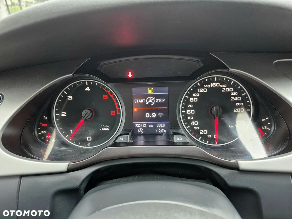 Audi A4 Avant 2.0 TDI DPF Attraction - 23