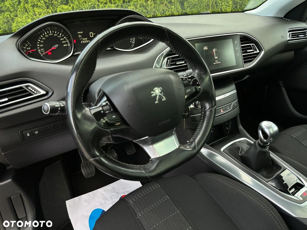 Peugeot 308 BlueHDi 120 Stop & Start Allure - 19