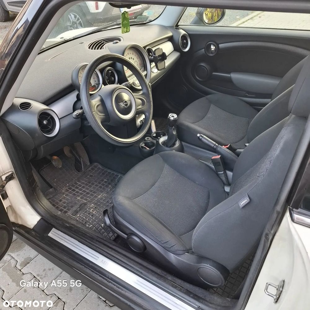 MINI ONE Standard - 7
