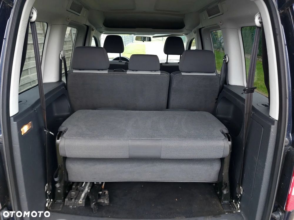 Volkswagen Caddy - 23
